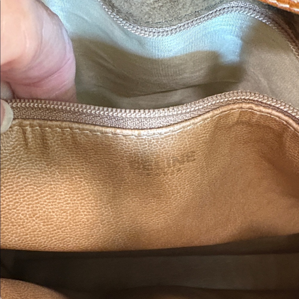 Celine Vintage Suede Leather Bucket Bag—STUNNING!! Excellent Condition!! - Picture 10 of 13